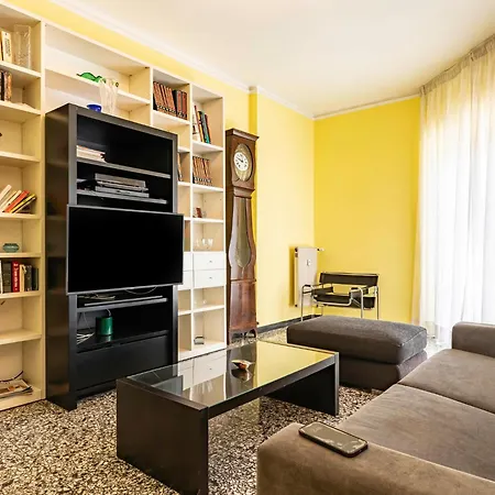 Punta Mesco Apartman *